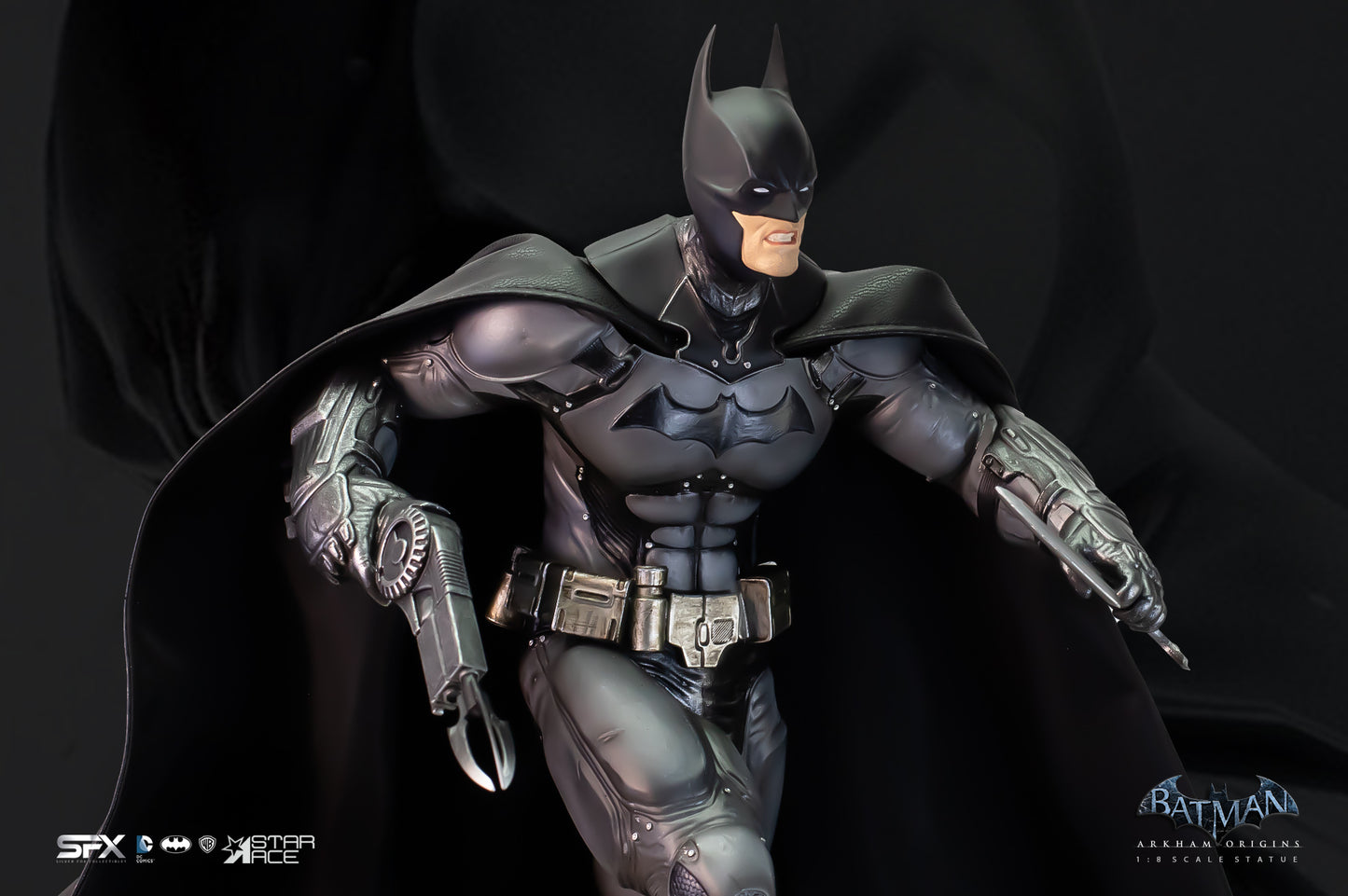 Batman Arkham Origins 2.0 NX Statue