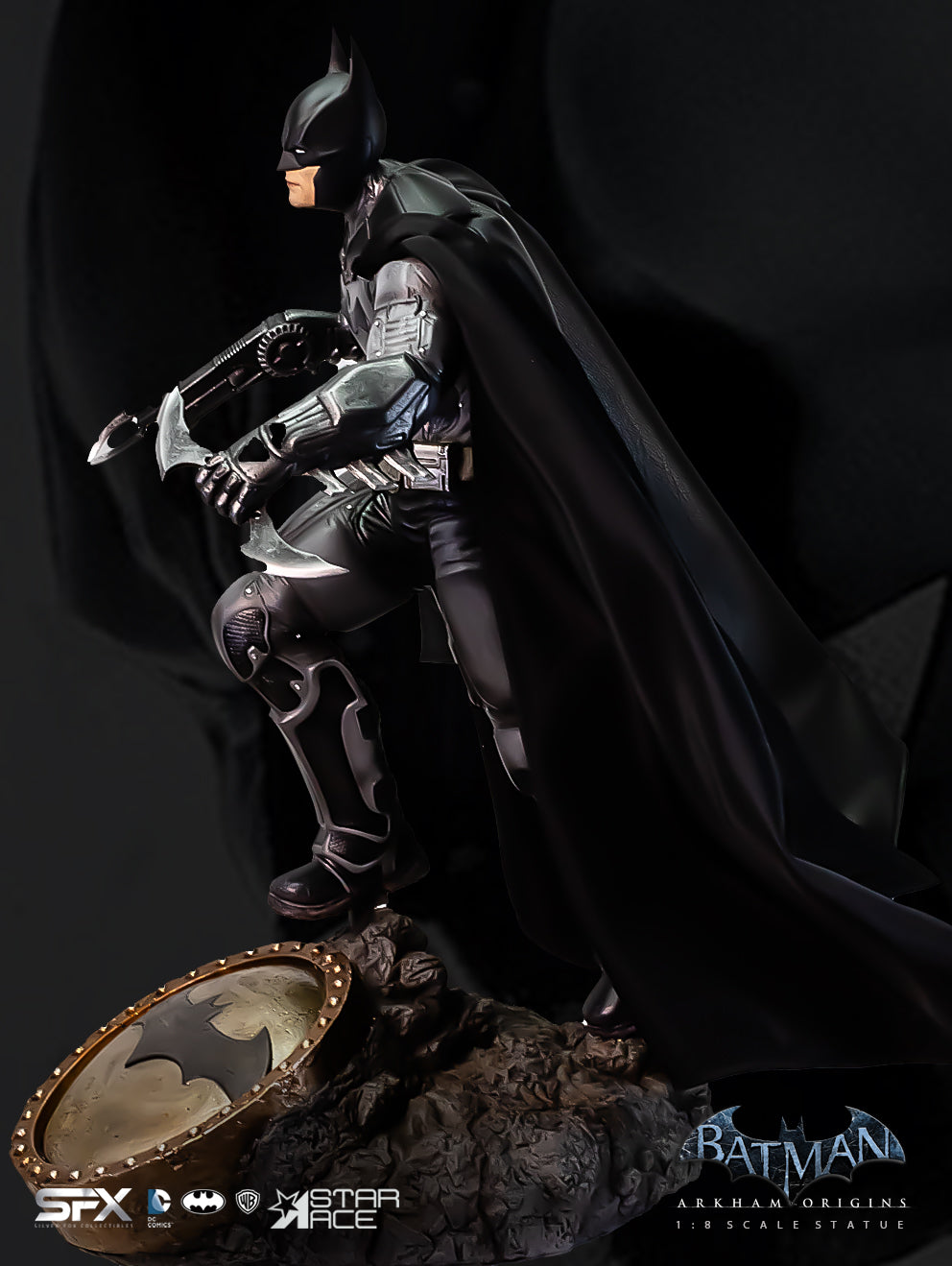 Batman Arkham Origins 2.0 DX Statue