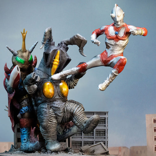 Ultraman Jack vs Zetton II & Alien Bat Battle scene diorama statue